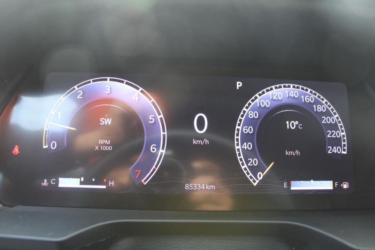 2023 Jeep Grand Cherokee LIMITED 4X4 - Photo #11