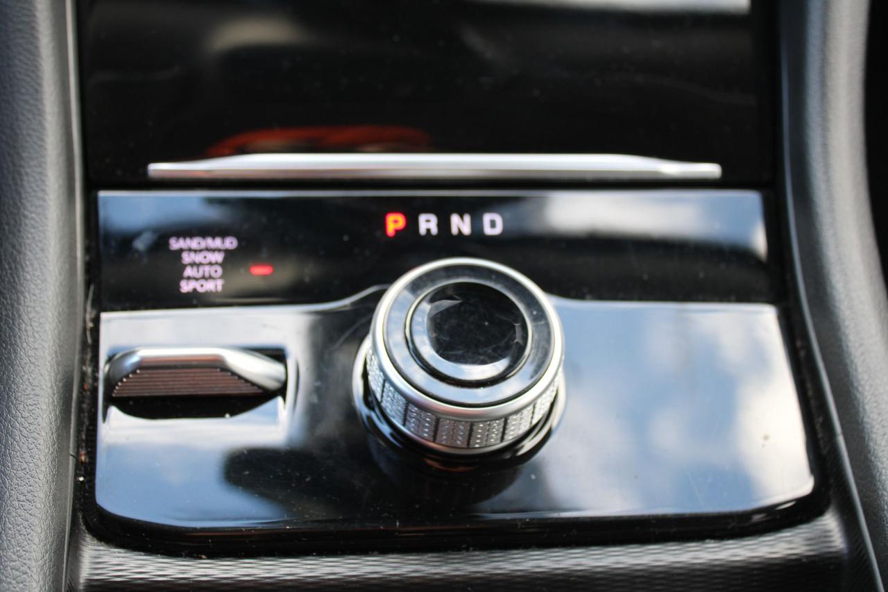 2023 Jeep Grand Cherokee LIMITED 4X4 - Photo #16