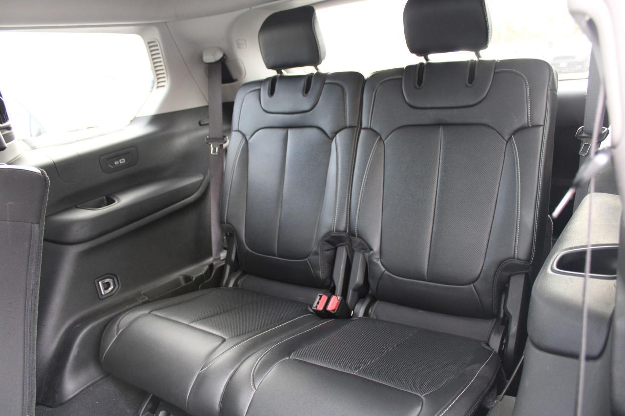 2023 Jeep Grand Cherokee LIMITED 4X4 - Photo #20