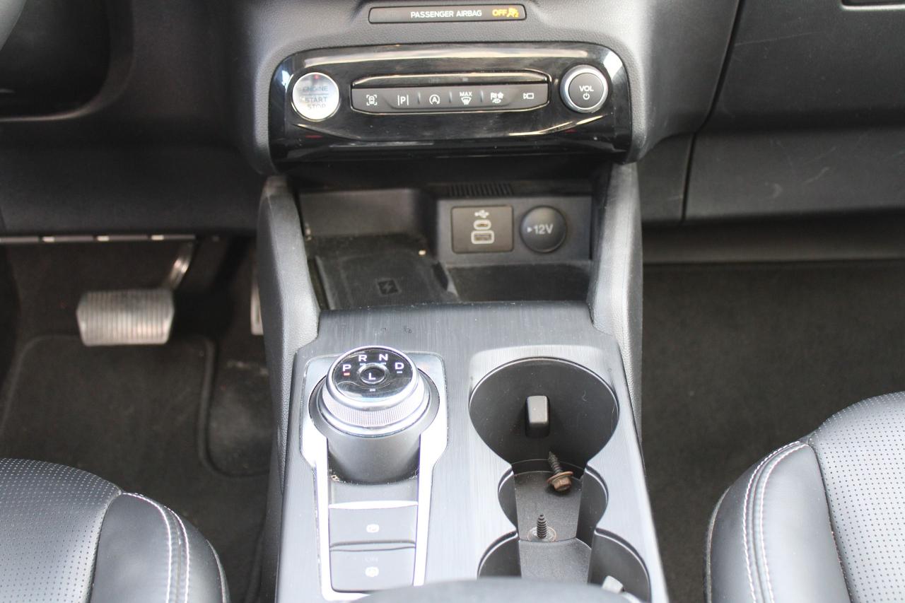 2024 Ford Escape Platinum AWD - Photo #16