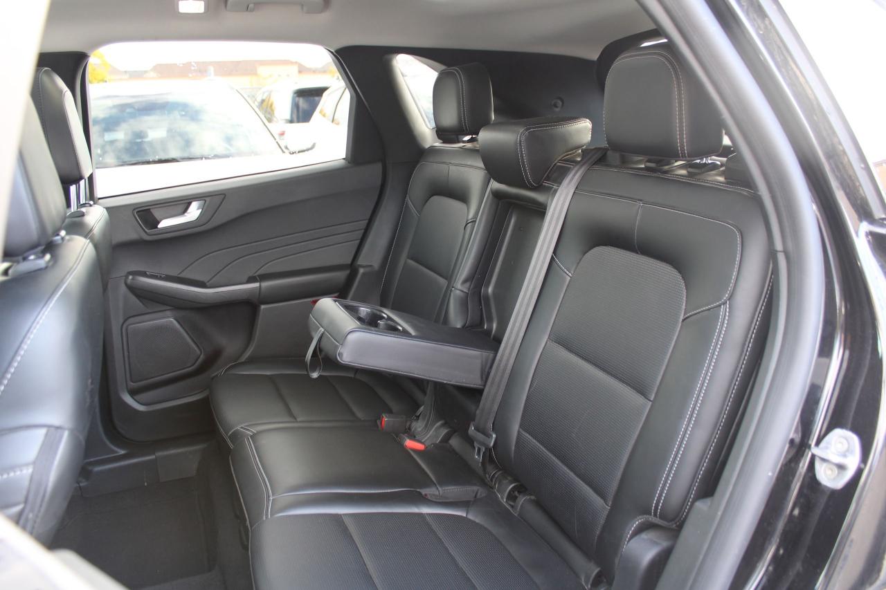 2024 Ford Escape Platinum AWD - Photo #19