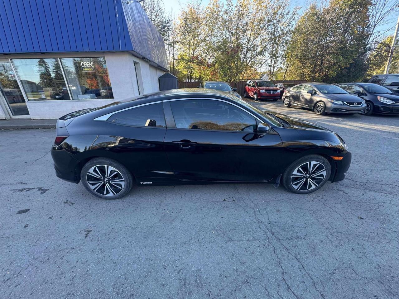 2016 Honda Civic 2dr CVT EX-T - Photo #8