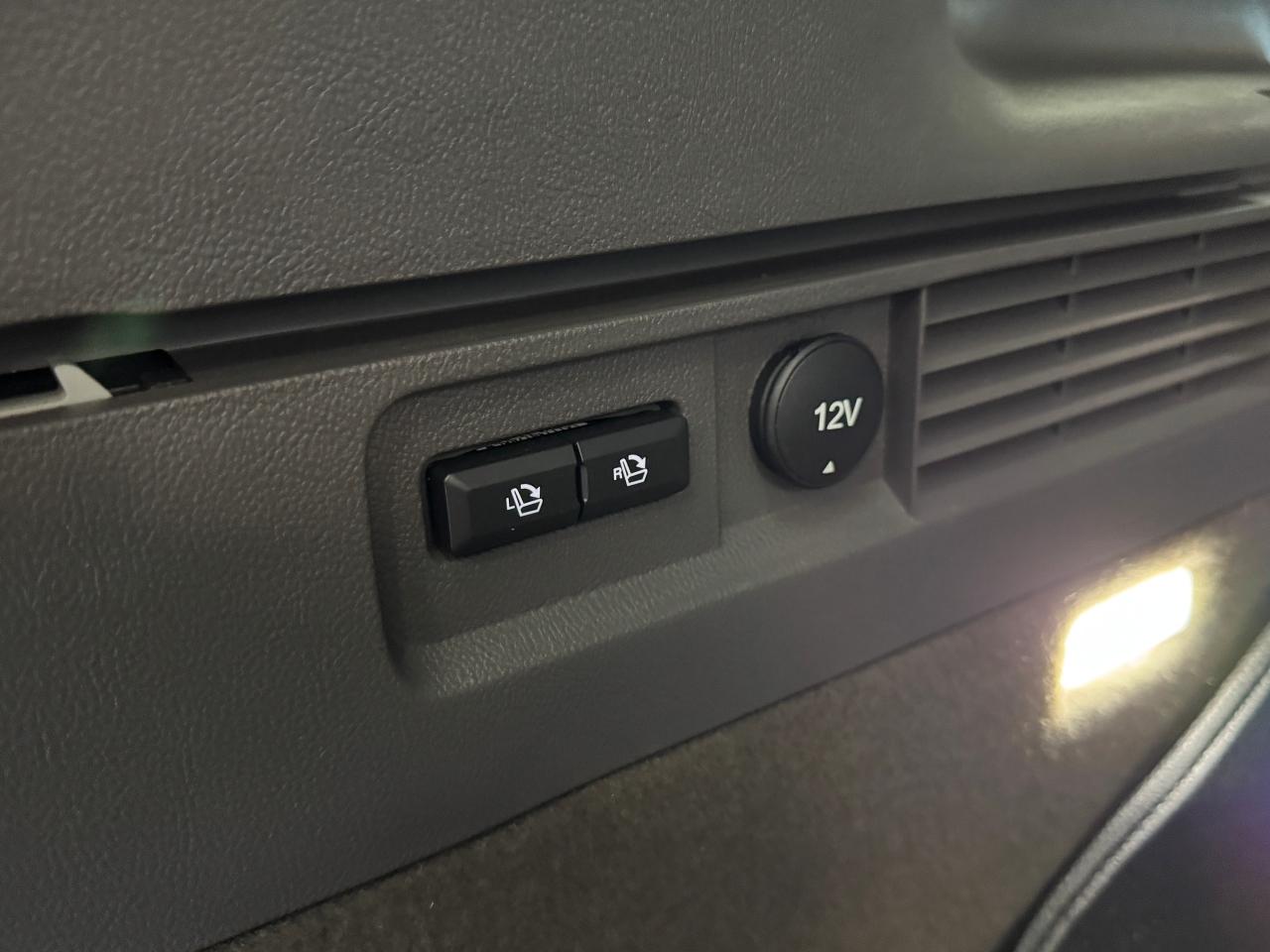 2018 Lincoln MKX AWD Select+Roof+Camera+GPS+CLEAN CARFAX Photo84