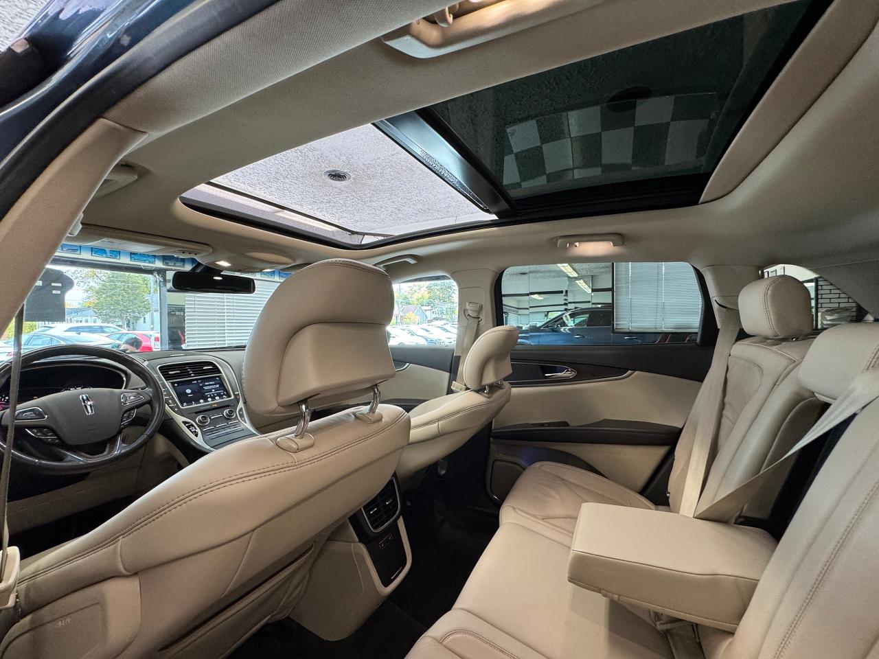 2018 Lincoln MKX AWD Select+Roof+Camera+GPS+CLEAN CARFAX Photo