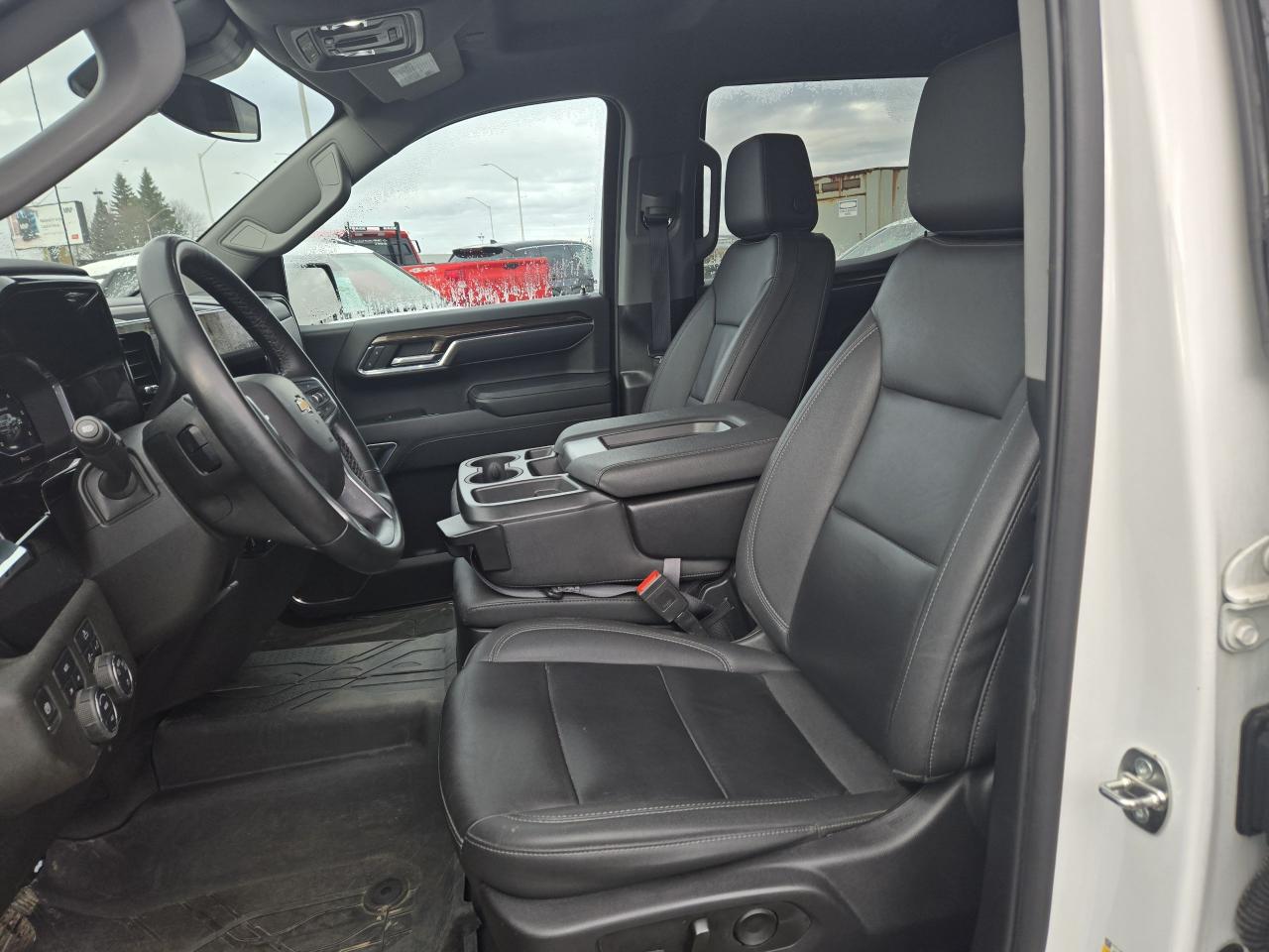 2024 Chevrolet Silverado 1500 LT - Photo #8