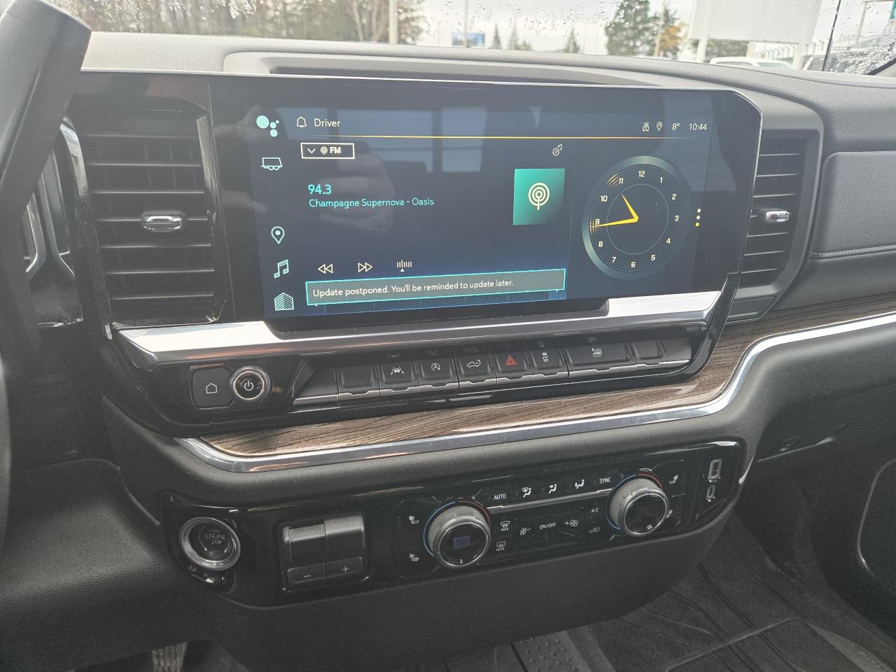 2024 Chevrolet Silverado 1500 LT - Photo #10