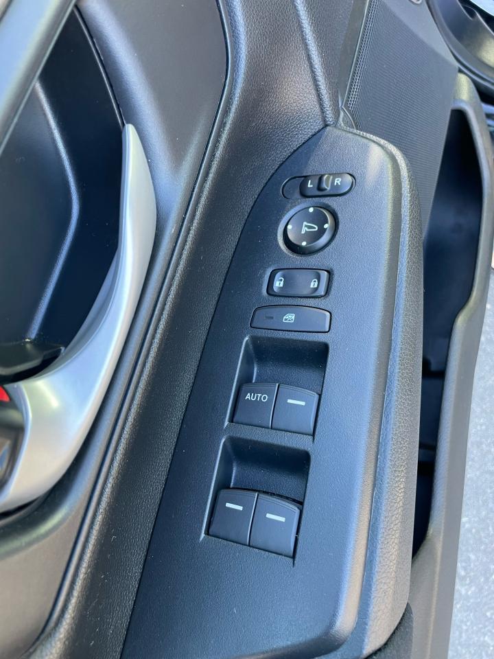 2020 Honda CR-V LX - Photo #9