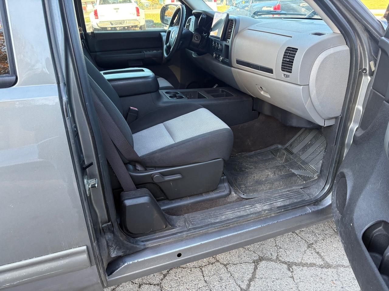 2009 Chevrolet Silverado 1500 LS - Photo #10