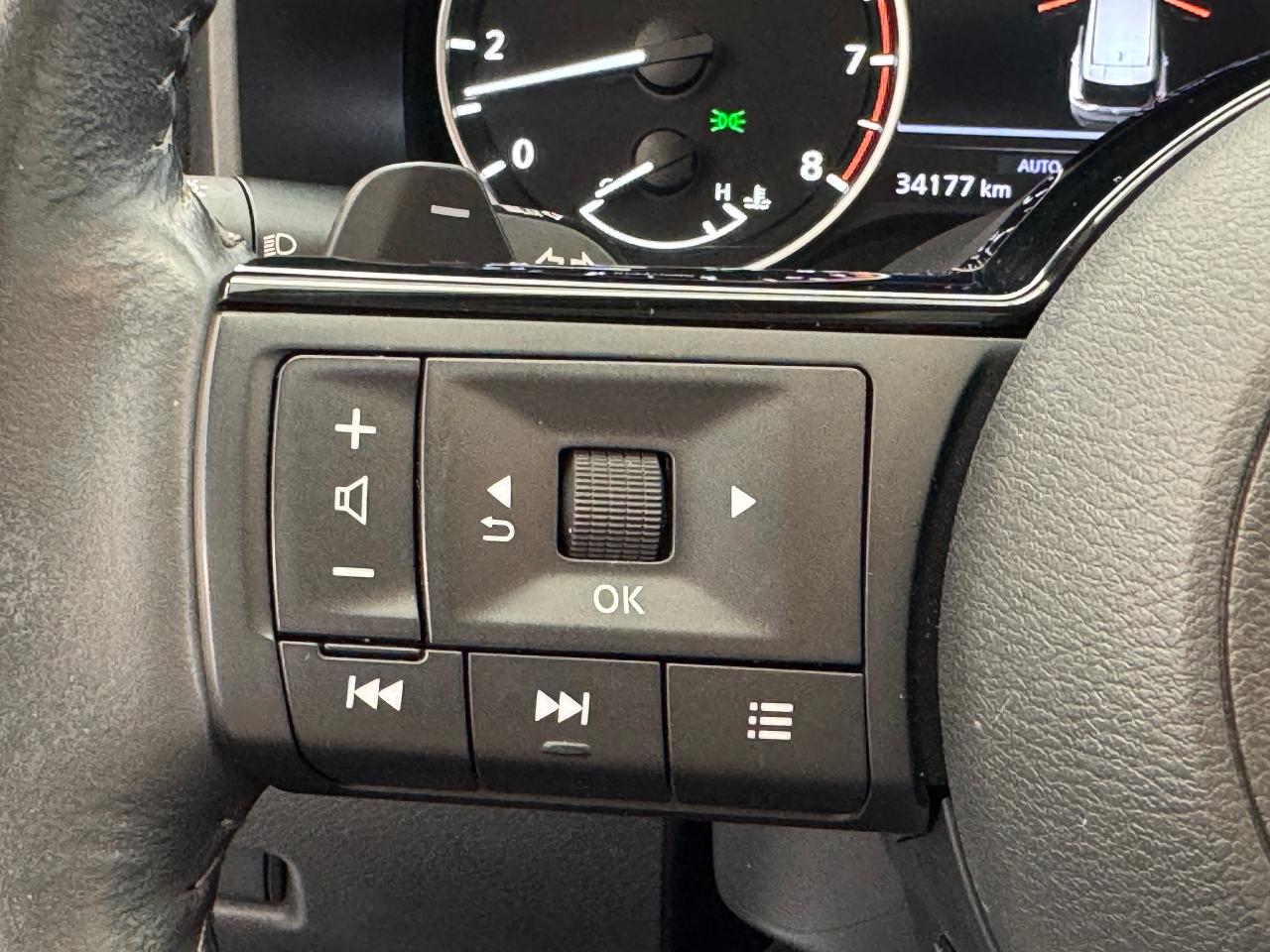 2023 Nissan Rogue SV Premium AWD Midnight Edition+CLEAN CARFAX Photo