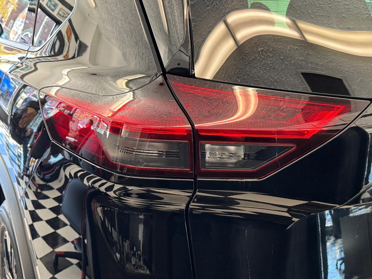 2023 Nissan Rogue SV Premium AWD Midnight Edition+CLEAN CARFAX Photo56