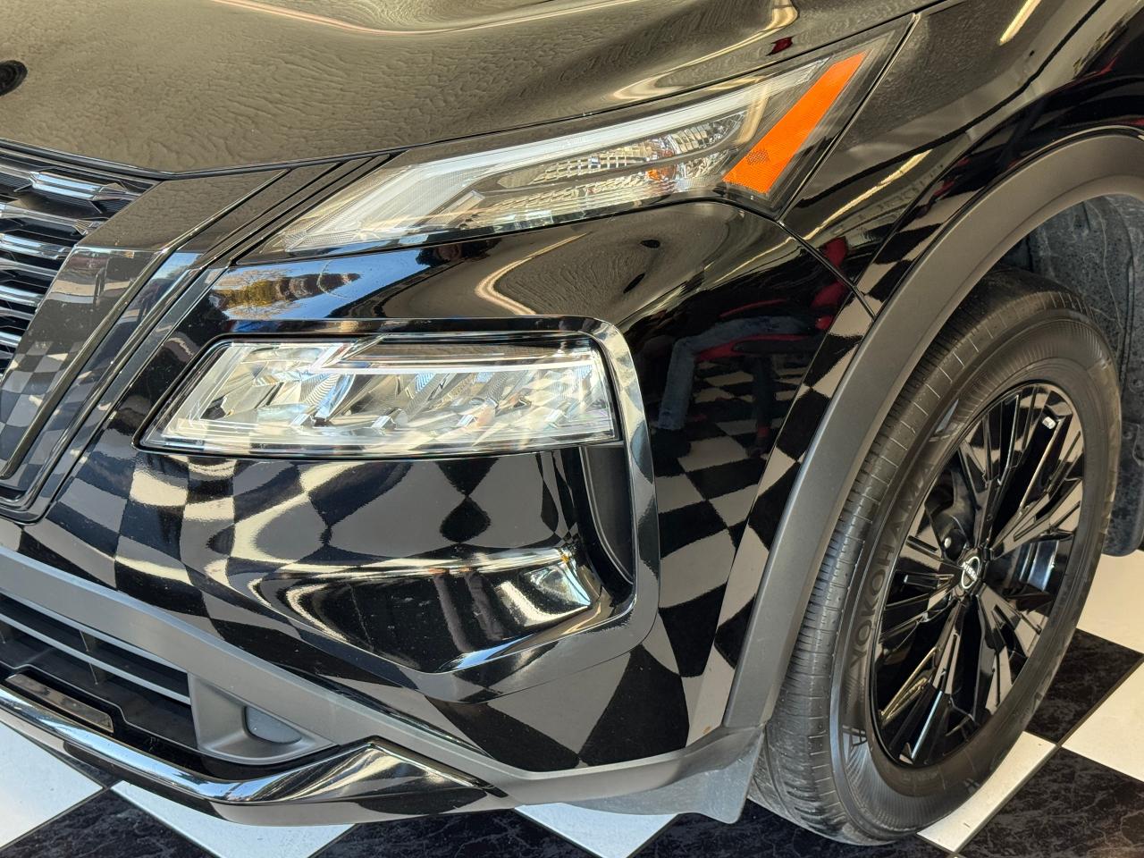 2023 Nissan Rogue SV Premium AWD Midnight Edition+CLEAN CARFAX Photo