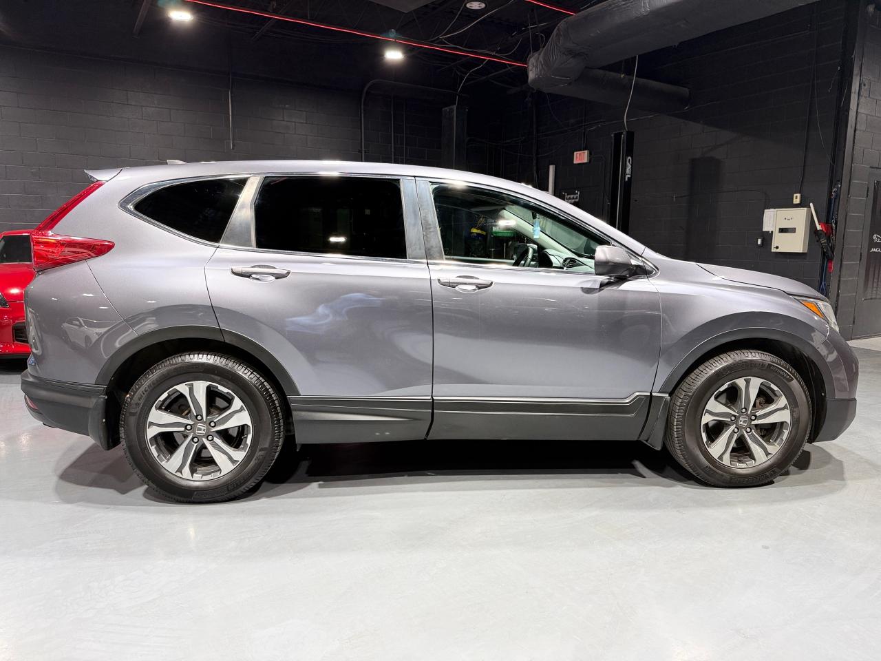 2019 Honda CR-V LX 2WD - Photo #4