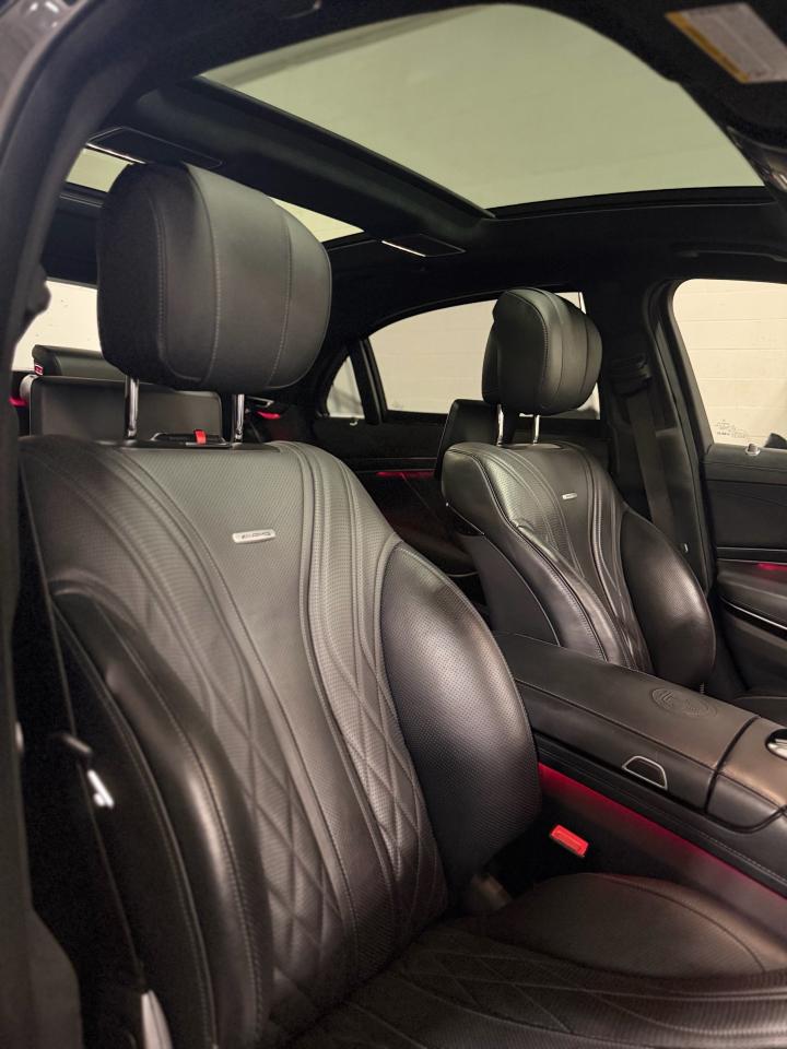 2020 Mercedes-Benz S63 AMG AMG S 63 | CARBON| EXCUTIVE REAR SEATS | NIGHT PKG Photo