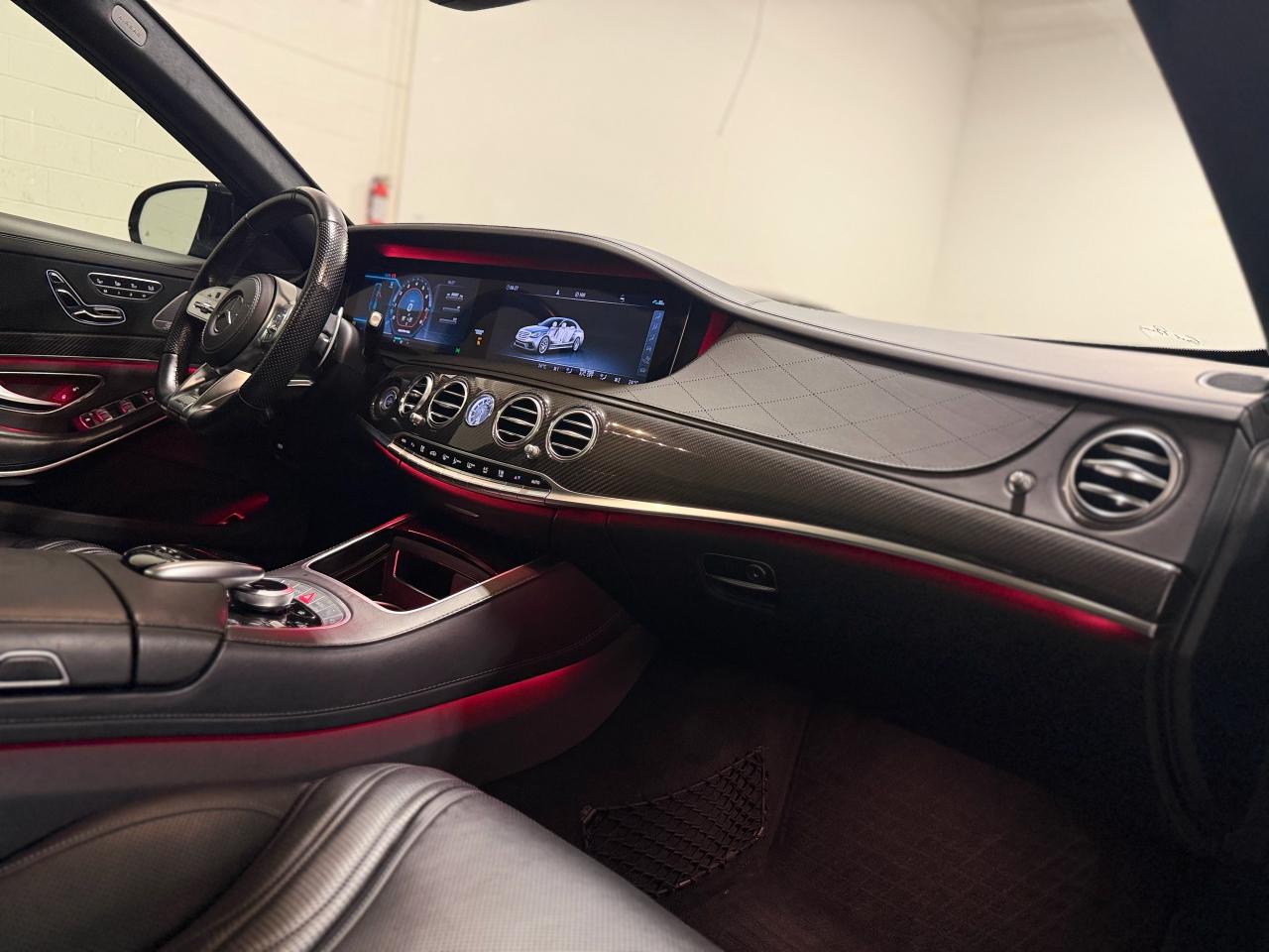 2020 Mercedes-Benz S63 AMG AMG S 63 | CARBON| EXCUTIVE REAR SEATS | NIGHT PKG Photo