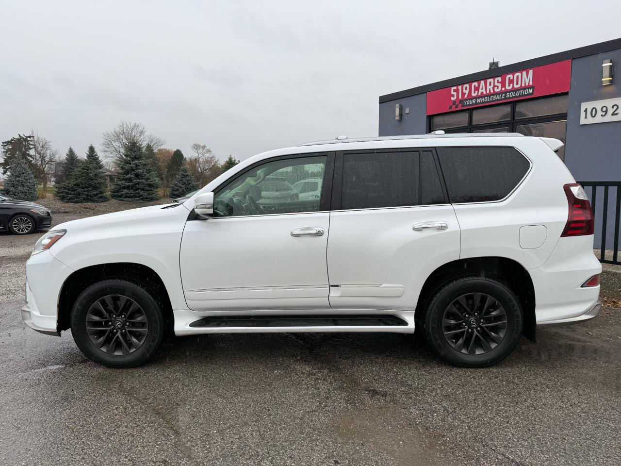 2018 Lexus GX 460 | Navigation | Backup Camera | Sunroof - Photo #2