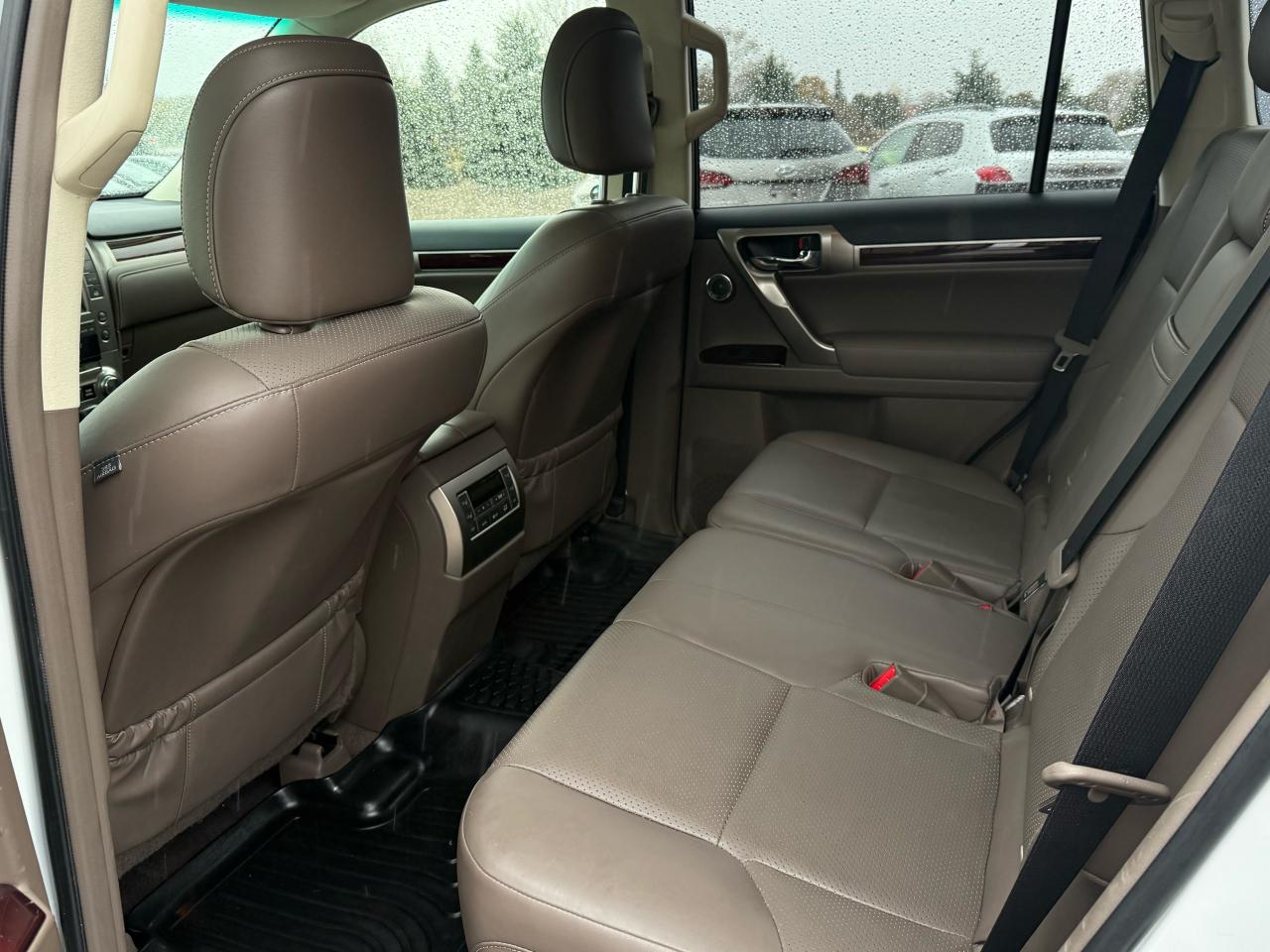 2018 Lexus GX 460 | Navigation | Backup Camera | Sunroof - Photo #10