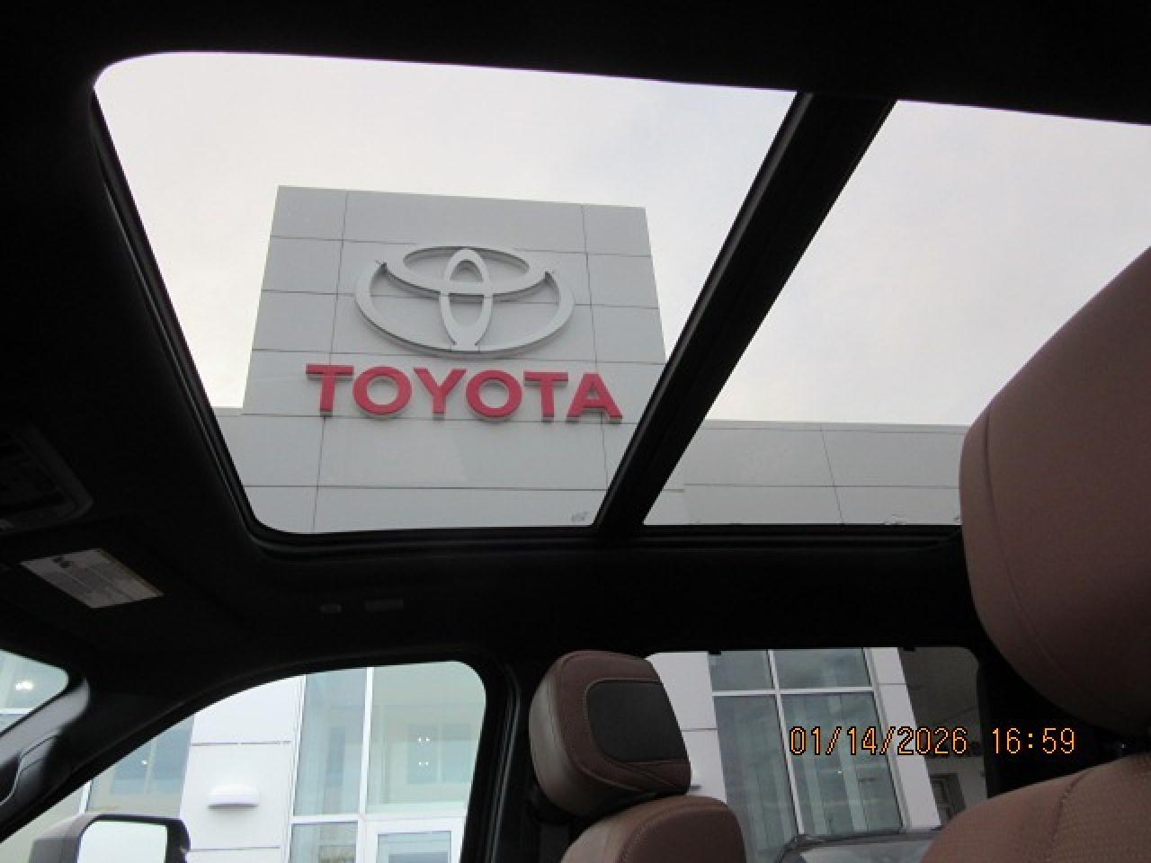 2022 Toyota Tundra Platinum Photo