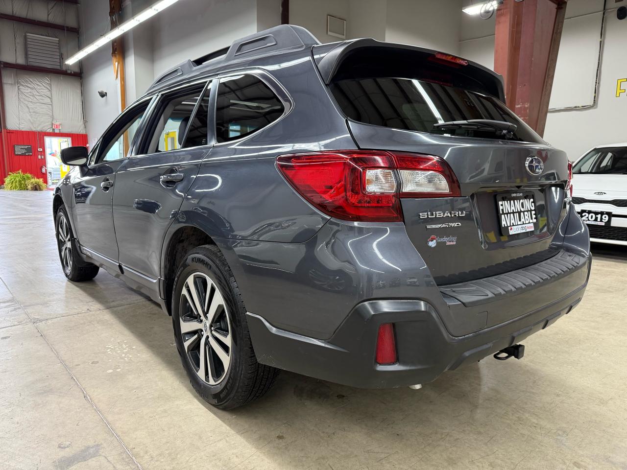2019 Subaru Outback LIMITED - Photo #5