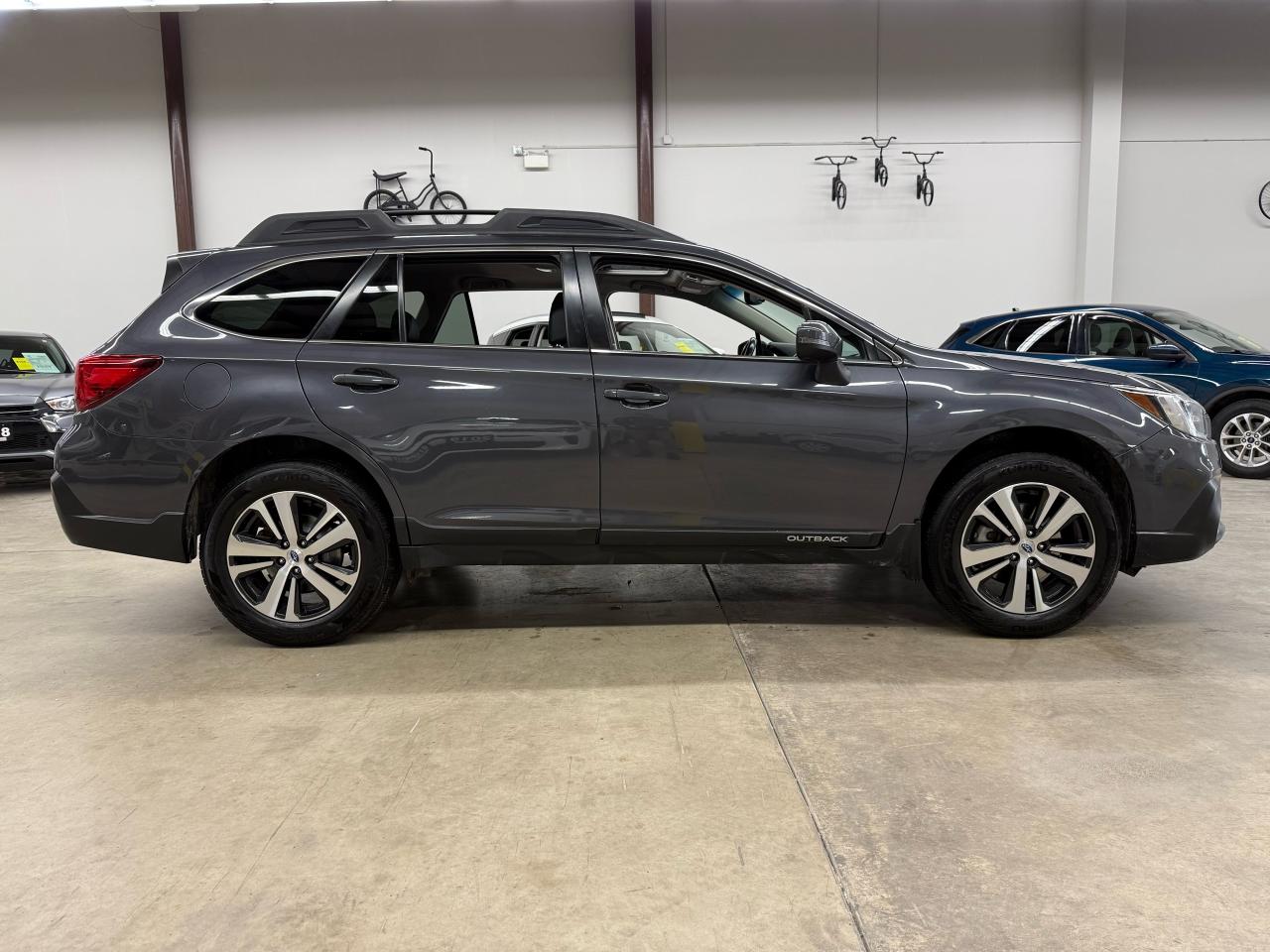 2019 Subaru Outback LIMITED - Photo #7