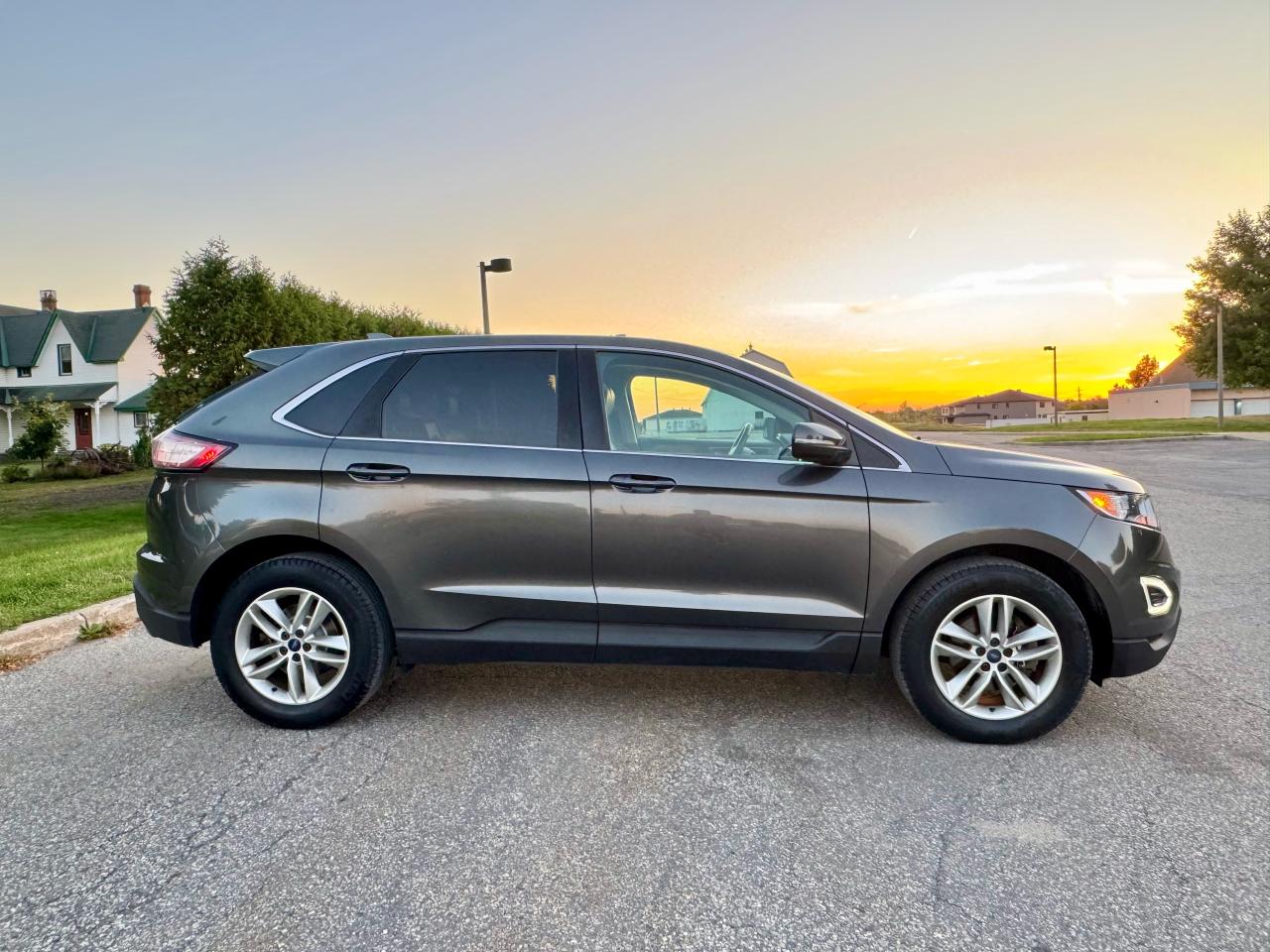 2016 Ford Edge SE Loaded / Navigation / Certified - Photo #14