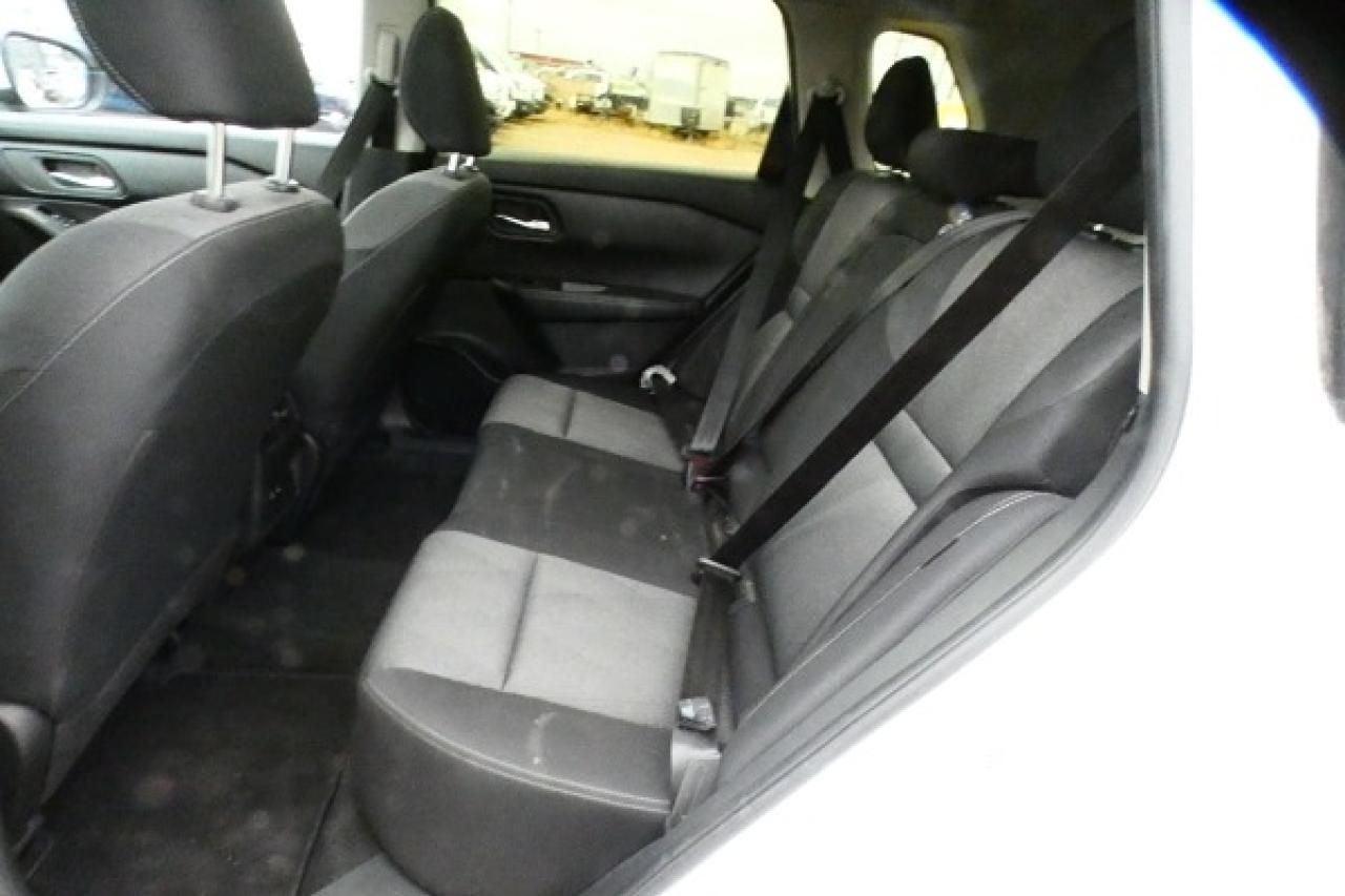 2024 Nissan Rogue SV AWD w/Htd cloth, moonroof, BUC - Photo #10