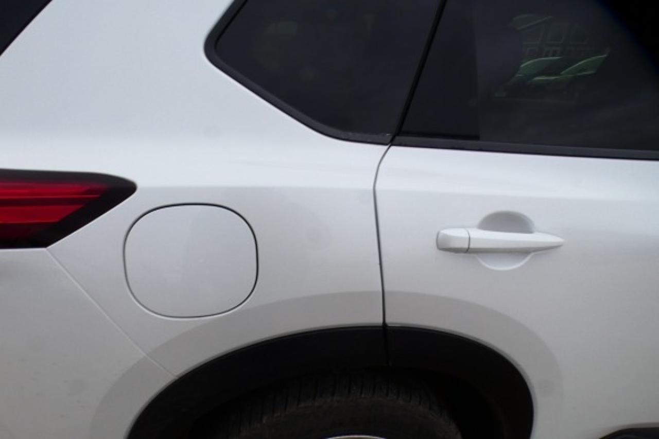 2024 Nissan Rogue SV AWD w/Htd cloth, moonroof, BUC - Photo #33