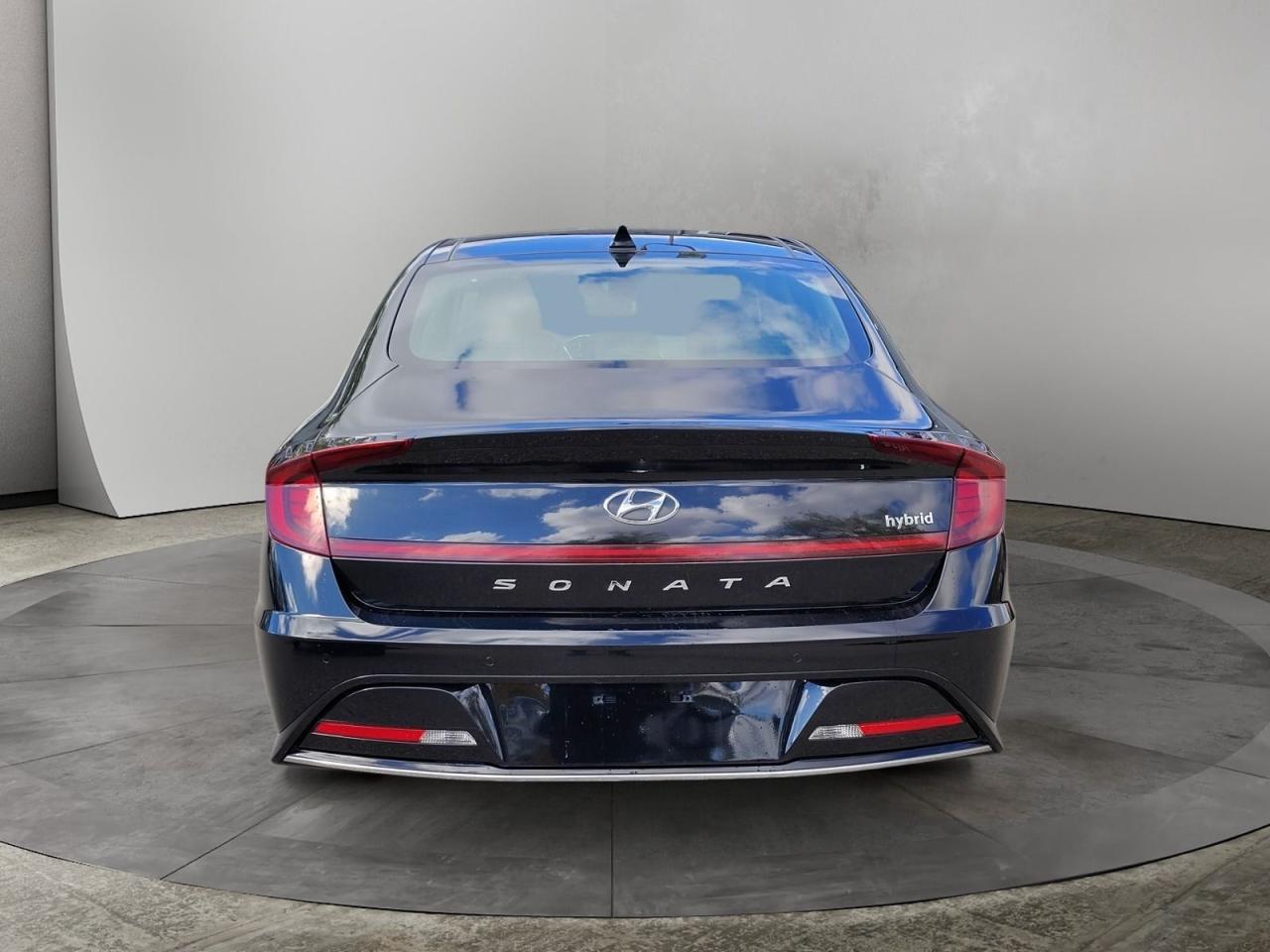 2022 Hyundai Sonata Hybrid Ultimate Photo3