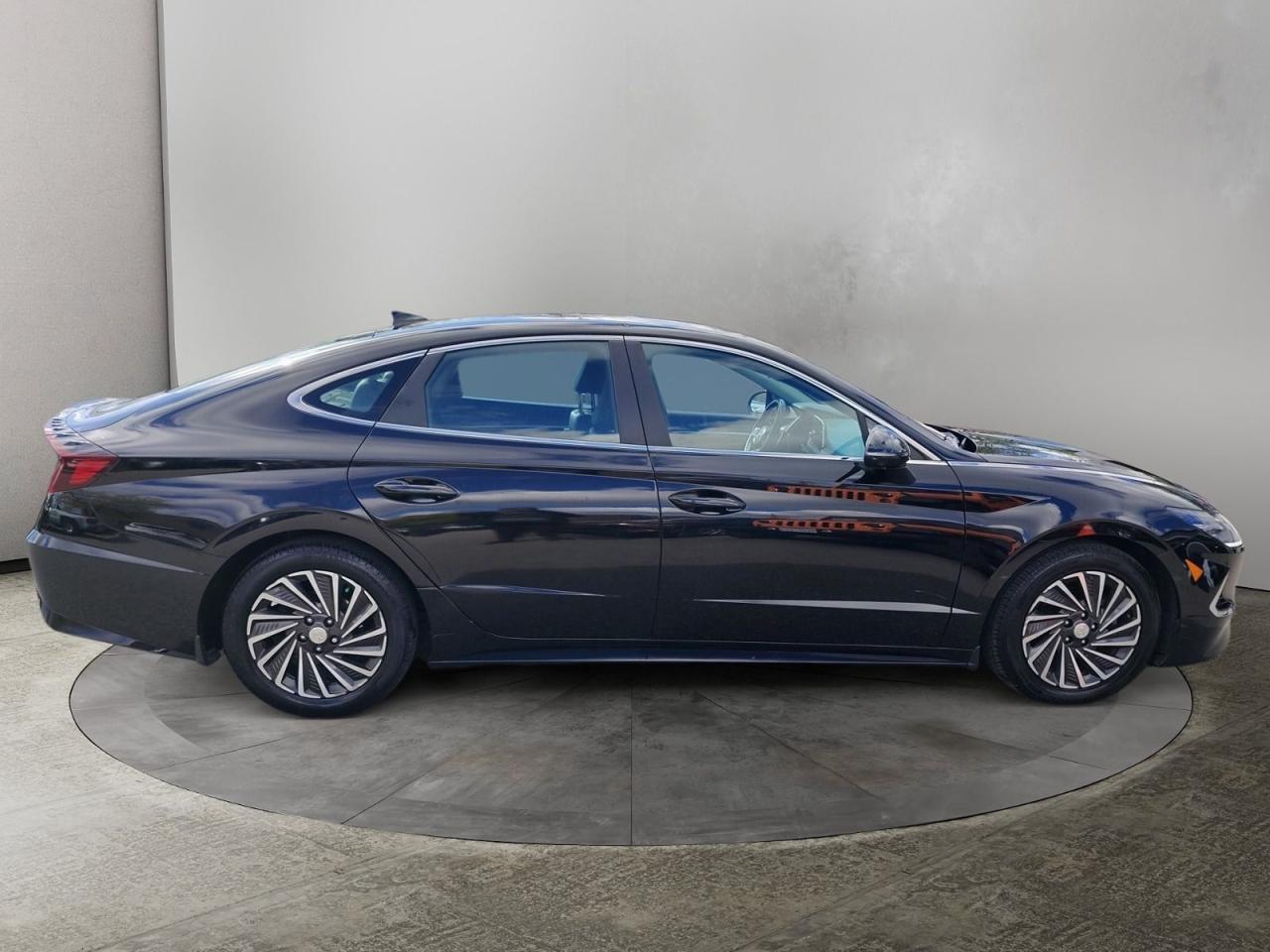 2022 Hyundai Sonata Hybrid Ultimate Photo