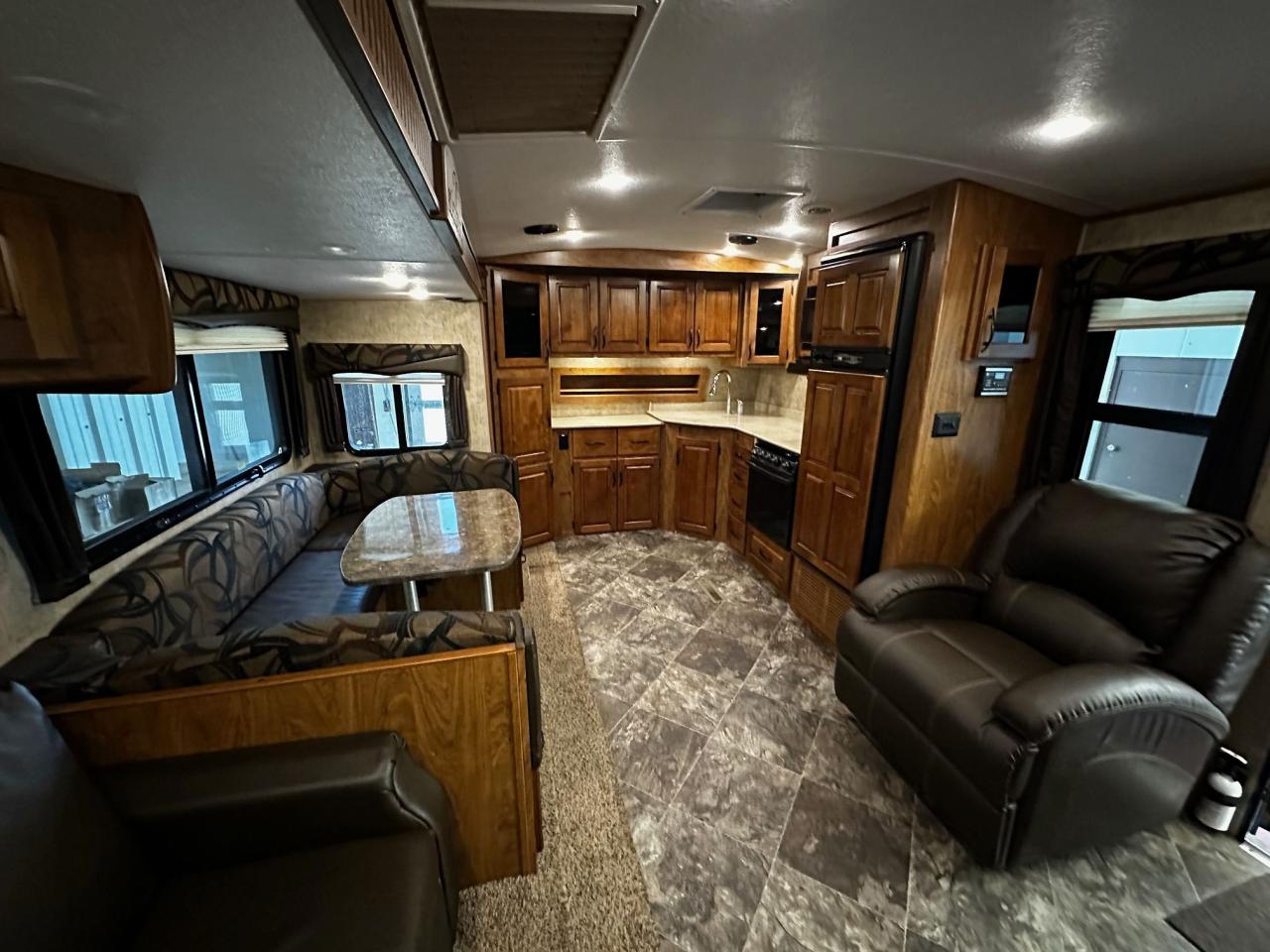 2016 Outdoors RV Blackstone 280FKSB 