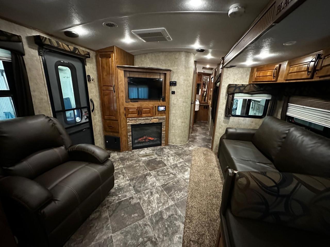 2016 Outdoors RV Blackstone 280FKSB 