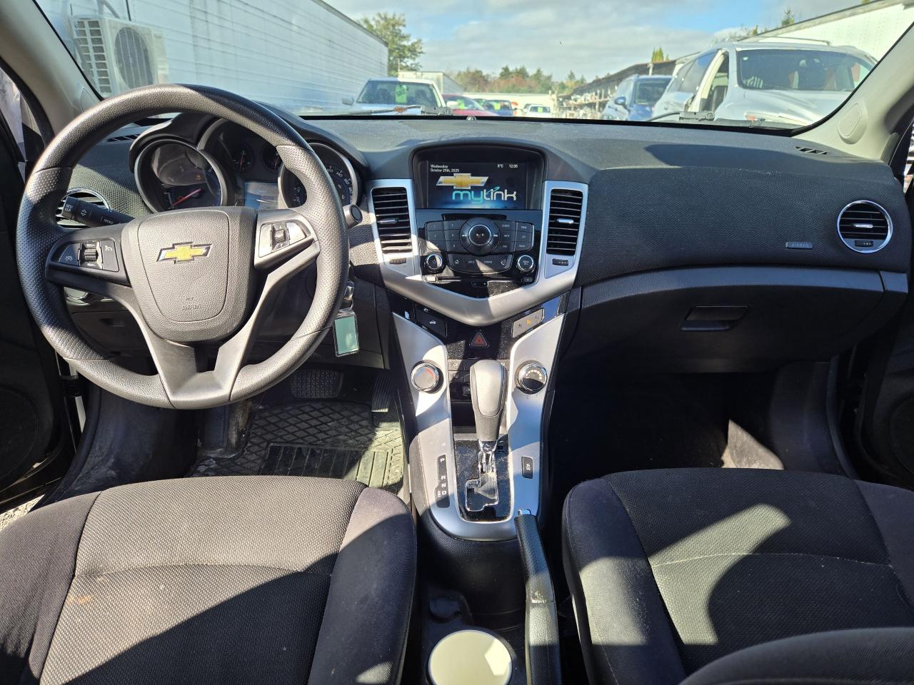 2015 Chevrolet Cruze 1LT - Photo #11