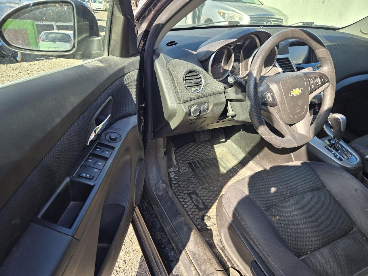 2015 Chevrolet Cruze 1LT - Photo #7