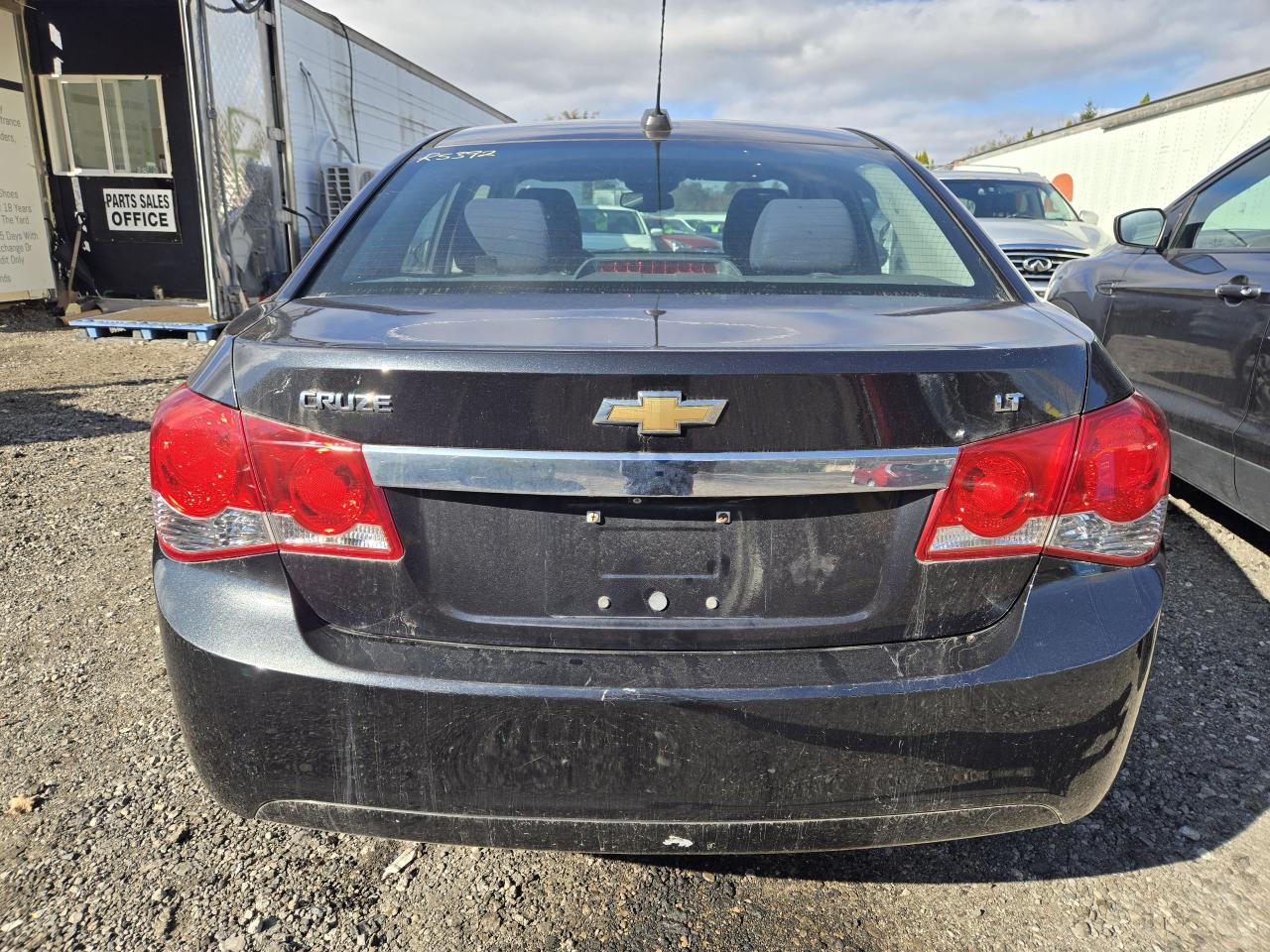 2015 Chevrolet Cruze 1LT Photo4