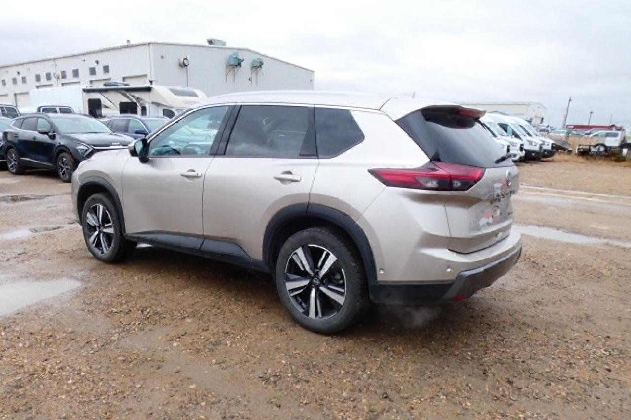 2024 Nissan Rogue SL AWD w/Htd Leather, pano S/R, NAV, BUC - Photo #8