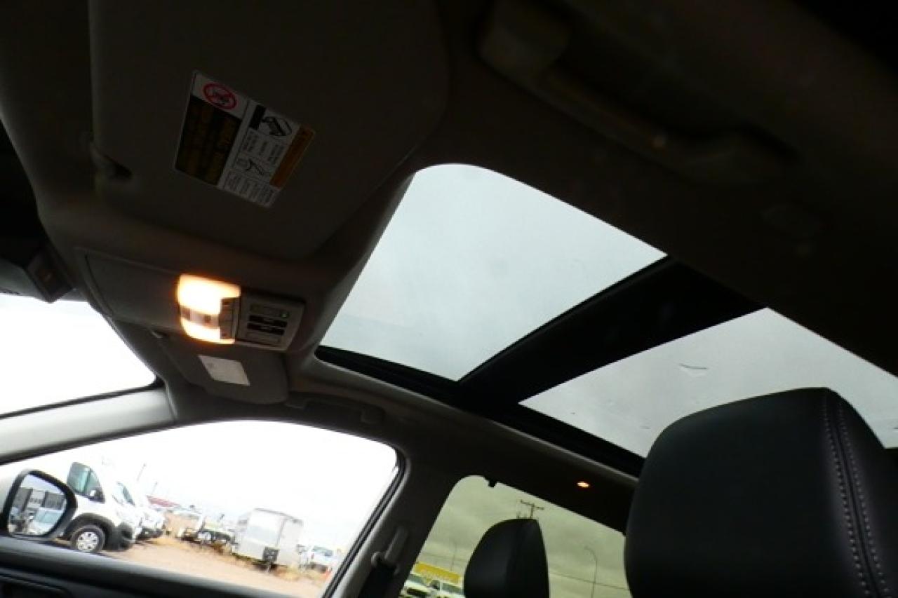 2024 Nissan Rogue SL AWD w/Htd Leather, pano S/R, NAV, BUC - Photo #19