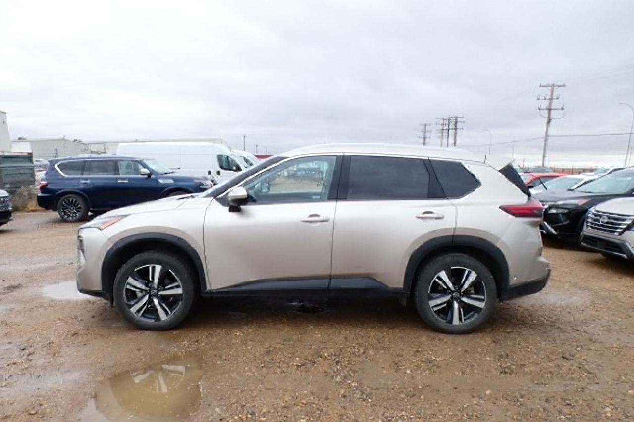 2024 Nissan Rogue SL AWD w/Htd Leather, pano S/R, NAV, BUC