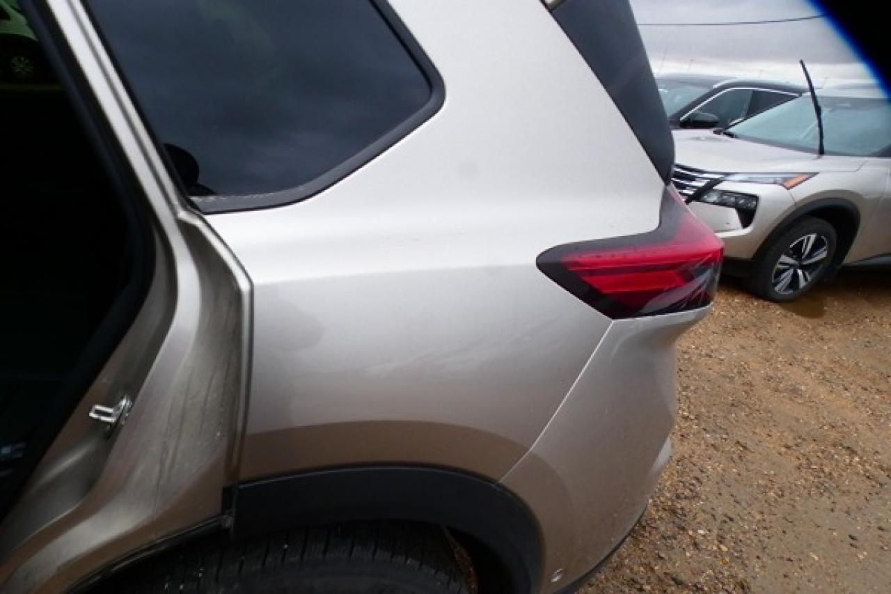 2024 Nissan Rogue SL AWD w/Htd Leather, pano S/R, NAV, BUC - Photo #39