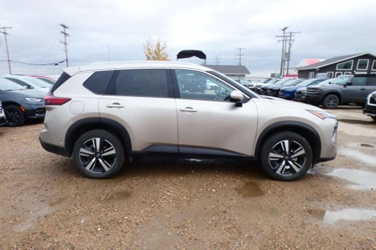 2024 Nissan Rogue SL AWD w/Htd Leather, pano S/R, NAV, BUC - Photo #5
