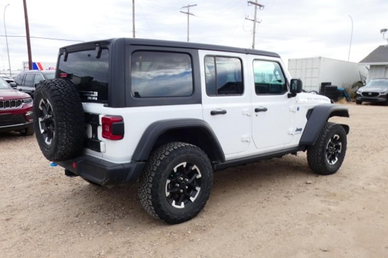 2024 Jeep Wrangler Rubicon 4x4 4xe w/Htd cloth, NAV, BUC - Photo #6