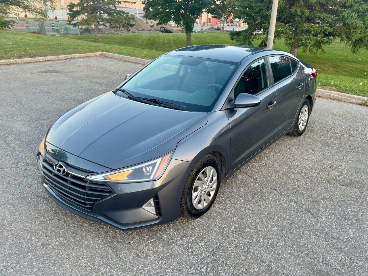 2020 Hyundai Elantra Essential IVT - Photo #1