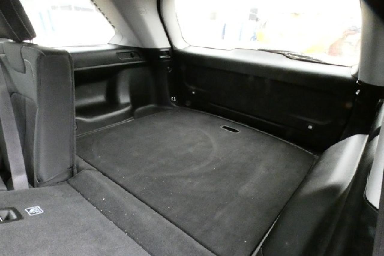 2023 Jeep Grand Cherokee Laredo 4x4 w/Htd cloth, S/R, BUC - Photo #9