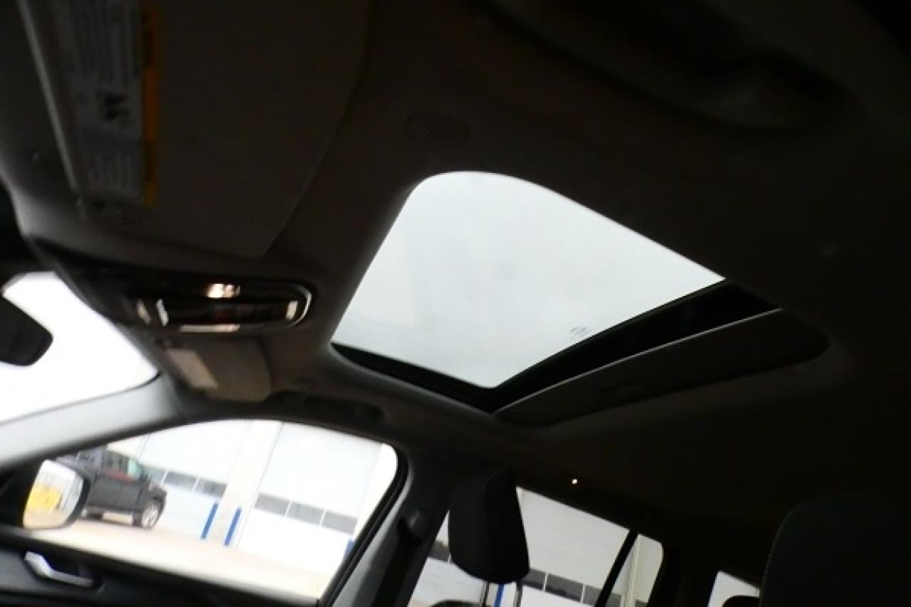 2023 Jeep Grand Cherokee Laredo 4x4 w/Htd cloth, S/R, BUC - Photo #17