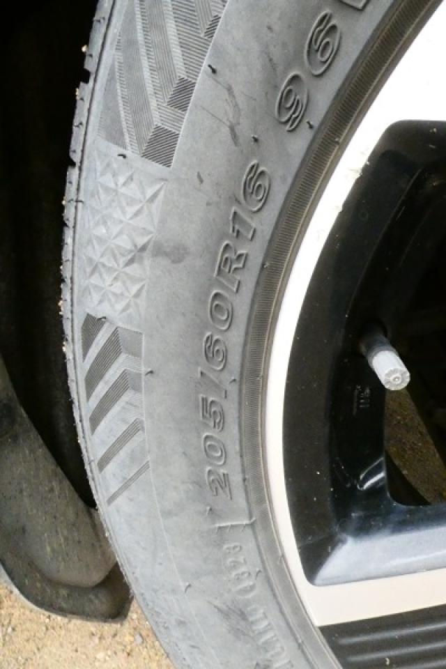 2024 Nissan Sentra SV w/Htd cloth, BUC - Photo #17