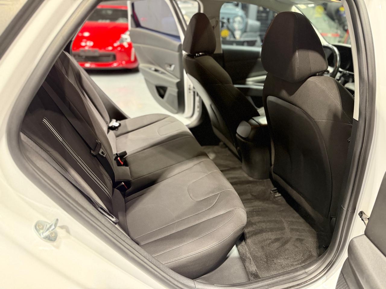 2021 Hyundai Elantra Preferred - Photo #8