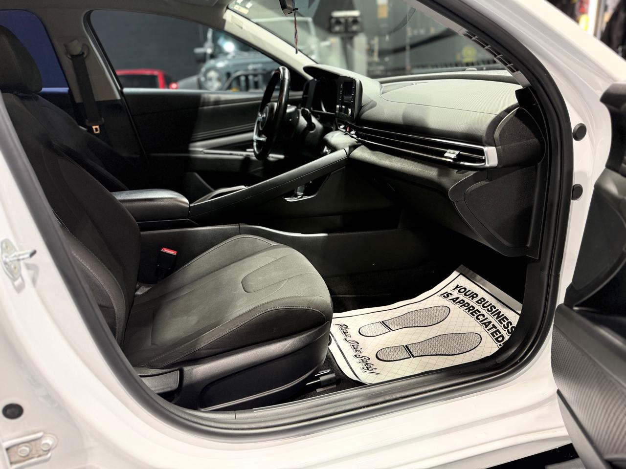 2021 Hyundai Elantra Preferred - Photo #9