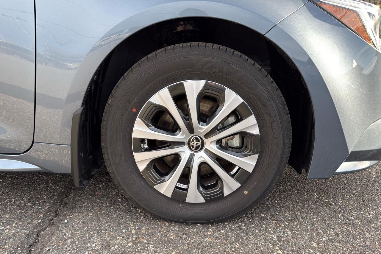 2026 Toyota Corolla LE Photo