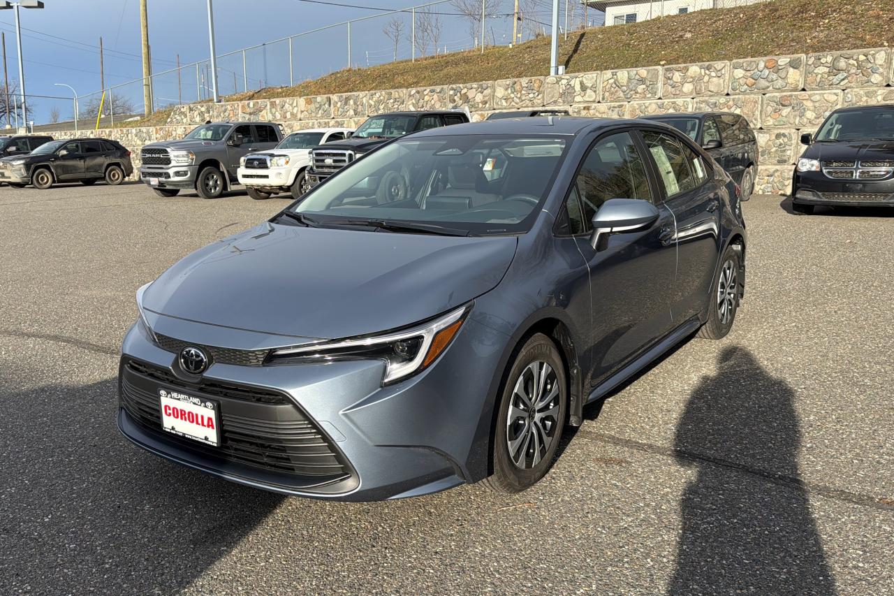 2026 Toyota Corolla LE Photo2