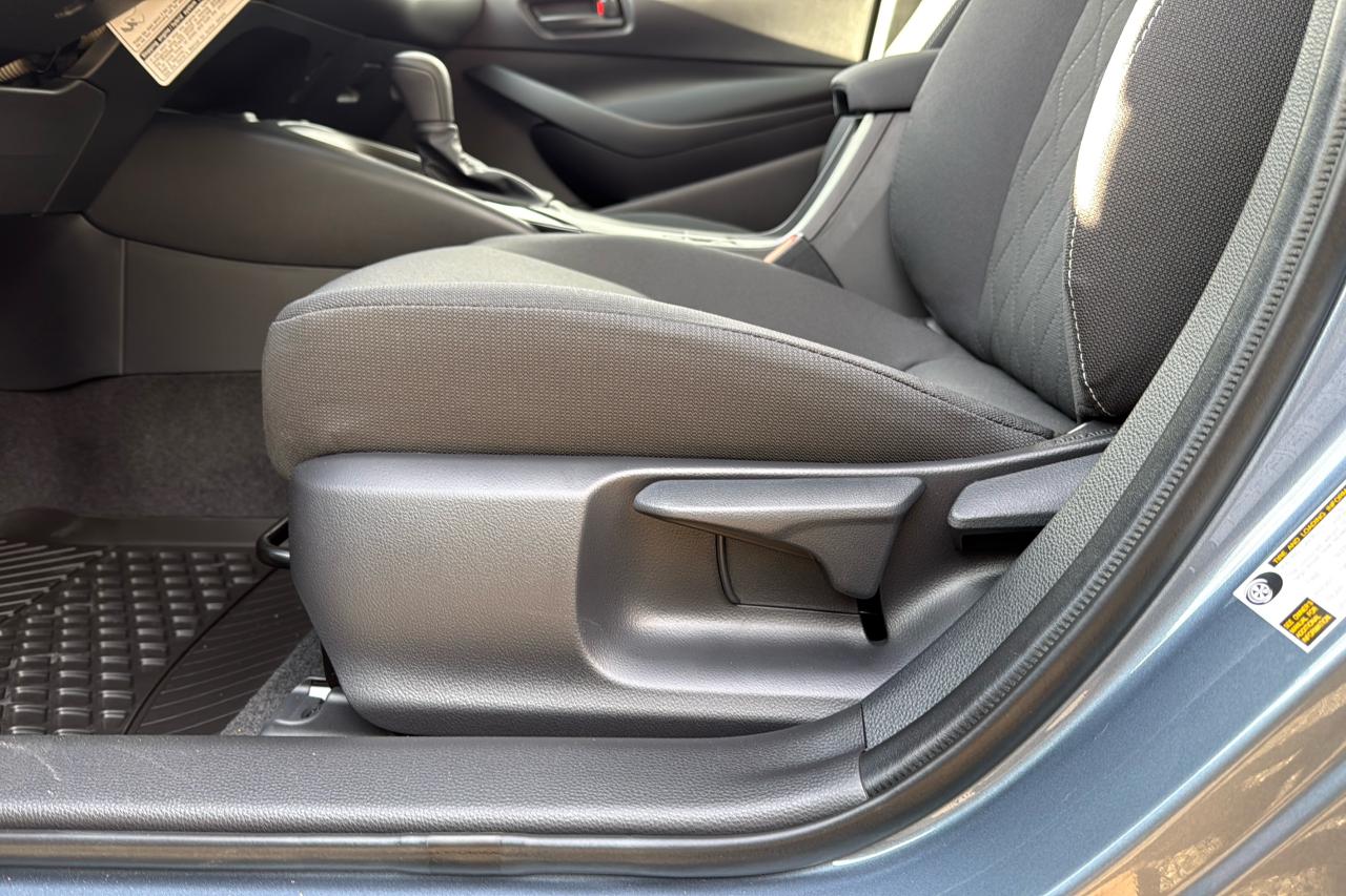 2026 Toyota Corolla LE Photo