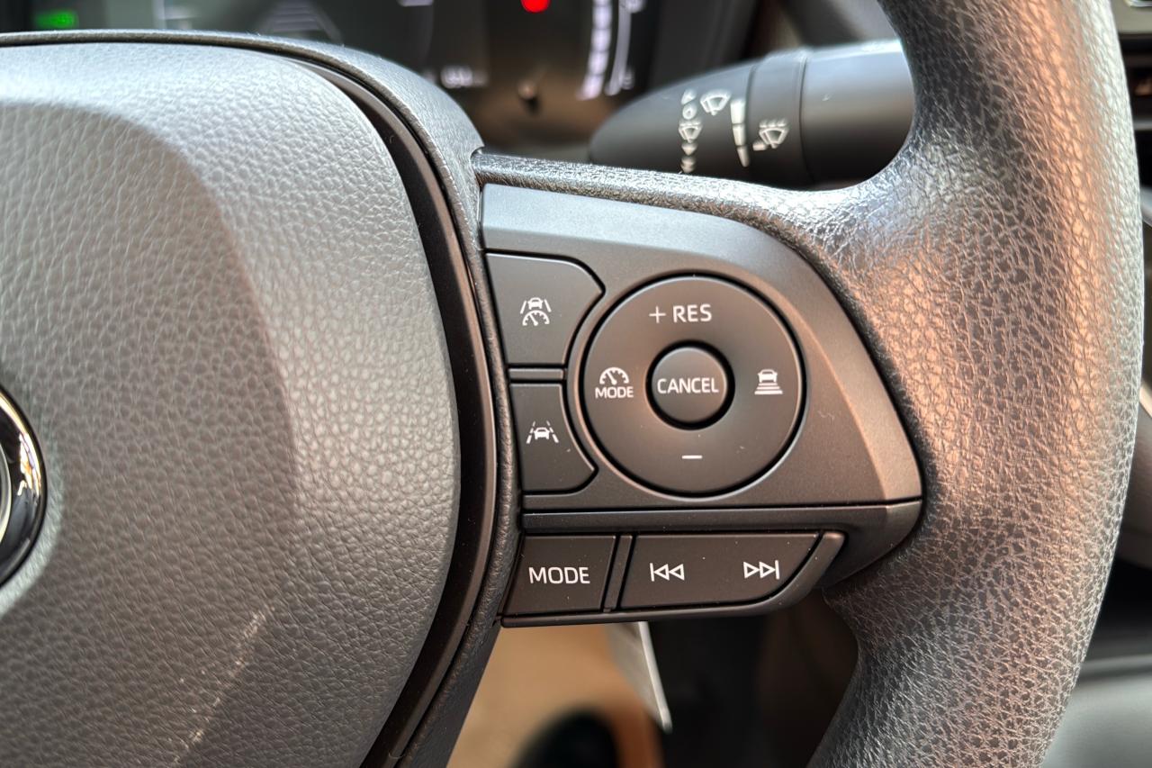 2026 Toyota Corolla LE Photo