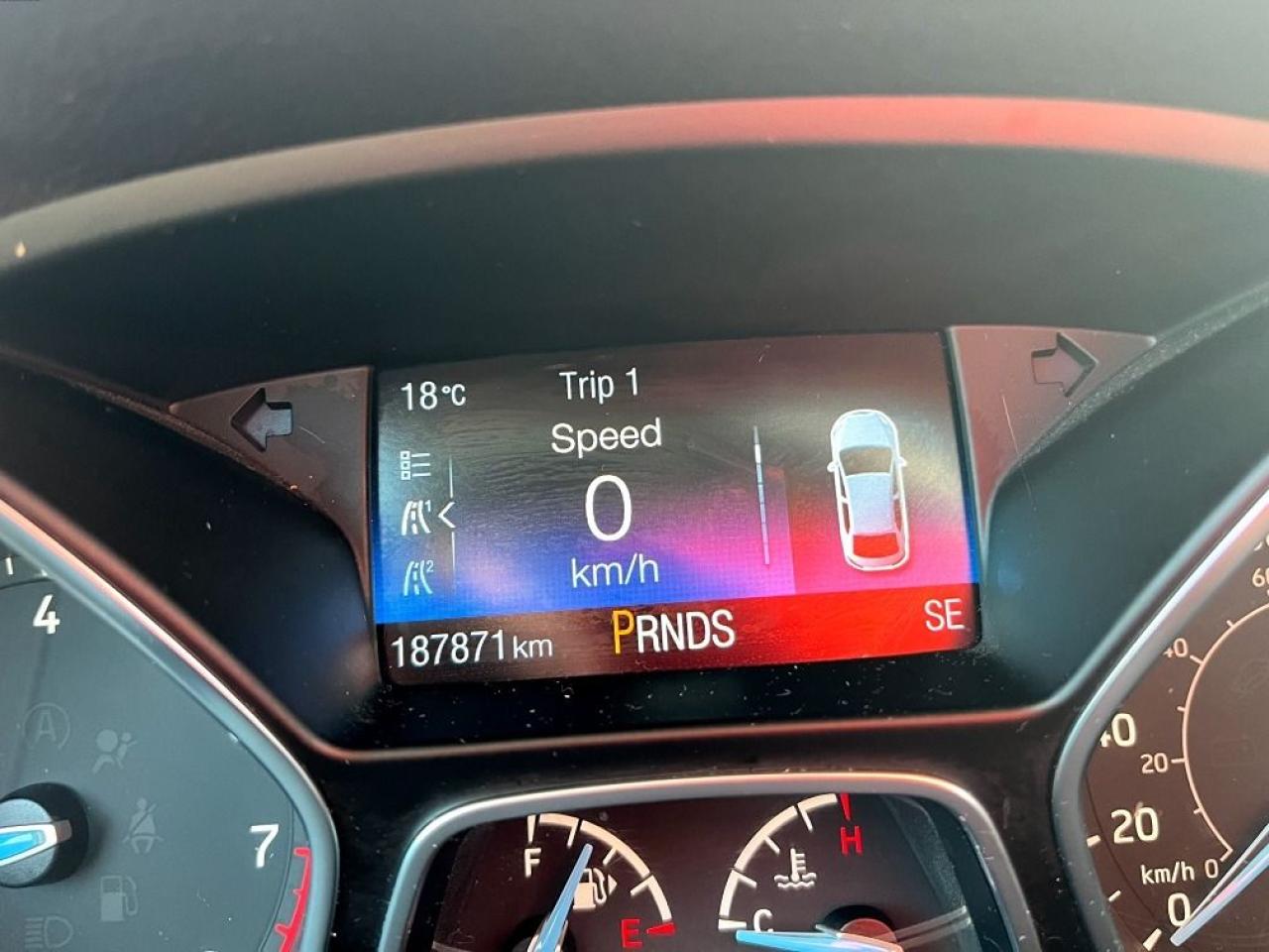 2018 Ford Focus Titanium - Photo #9